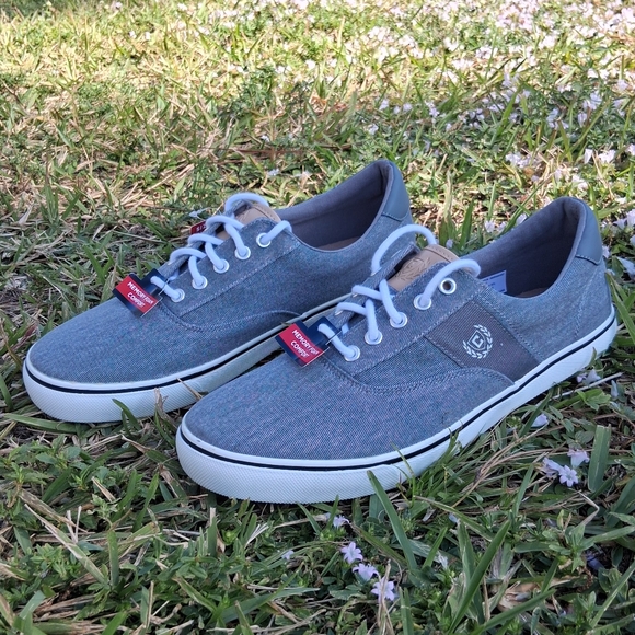 Chaps Men's Gray Canvas Sneakers - Picture 3 of 6